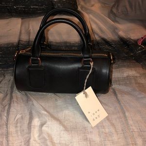 Black Barrel Crossbody Bag with Chain